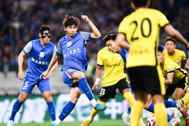 申花在主场, 替补